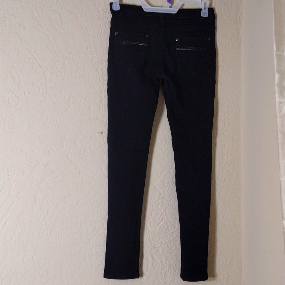 Straight Jeans - Picture 2 of 4